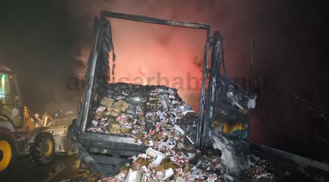 TIR'la birlikte tonlaraca çikolata da yandı