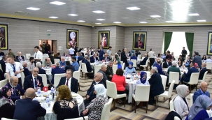 Vali Ünlü'den gaziler onuruna yemek 