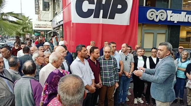 Açıklama mitinge dönüştü