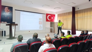 Ahmetli'de servis şöförlerine trafik kural eğitimi