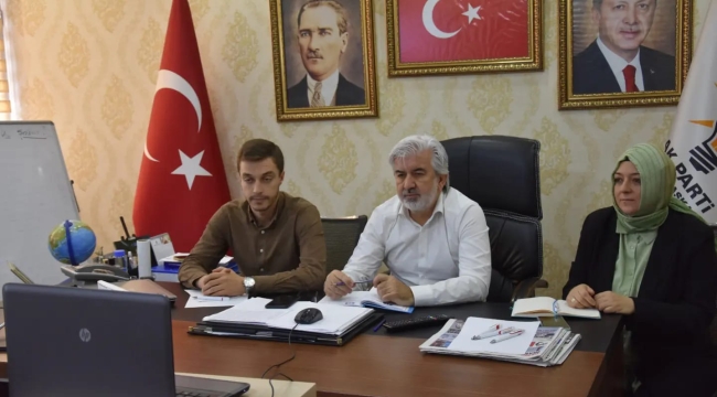 AKP'de değerlendirme toplantısı