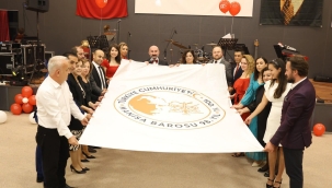 Baloda yeni baro logosu lasmanıda yapıldı