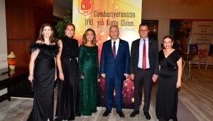 Başkanlar yardım sevenler derneği kutlamasına katıldı