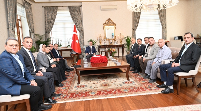 Memur ve işçi temsilcileri Vali Ünlü'ye sorunlarını anlattı