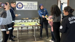 Öğrencilere 'kadına el kalkmaz'broşürü dağıtıldı