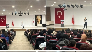 Polisin okullarda internet,siber zorbalık ve teknolojı bağımlığı eğitimi