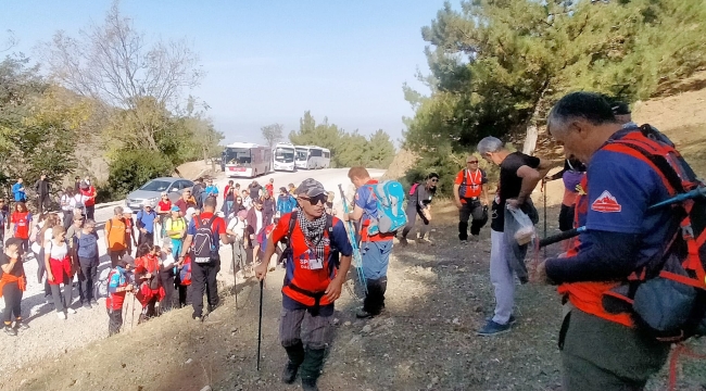 Spil'de doğa yürüyüşü
