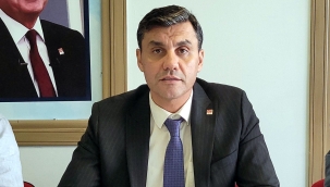 Teskereye tepki gösteren CHP'li Zeyrek'' yabancı asker demek işgal demek''