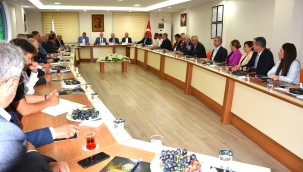 TSO başkanı Yılmaz uyardı'Manisa gelişmişlıkten geriye gidiyor'