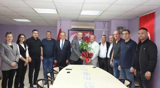 Turgutlu esnaf oda başkanları başkan Akın'ı ziyaret etti