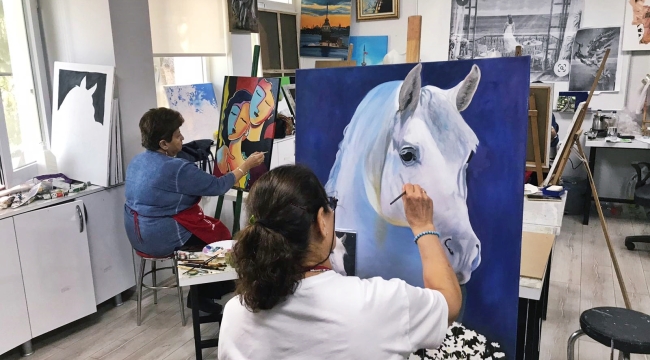 Uğur Mumcu kültür ve sanat merkezimizde kurslarımız tüm hızıyla devam ediyor