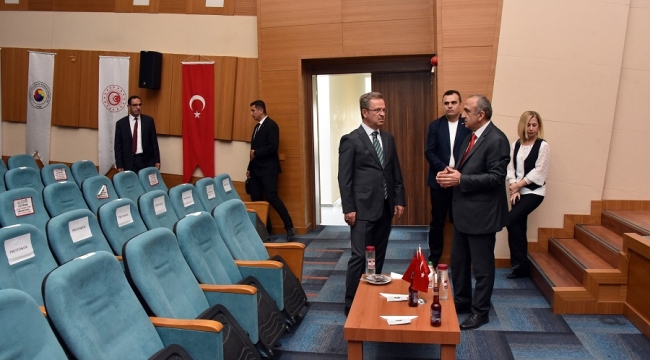 Vali Ünlü TSO başkanı Yılmaz'ı ziyaret etti