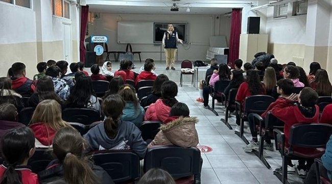 400 öğrenci ve öğretmene bilinçli internet kullanım eğitimi