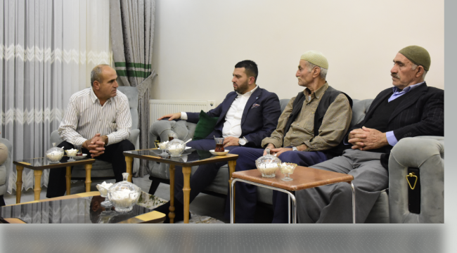 Başkan adayı Karadağ,Şehzadelerde ev gezmeleine başladı