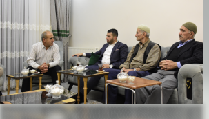 Başkan adayı Karadağ,Şehzadelerde ev gezmeleine başladı