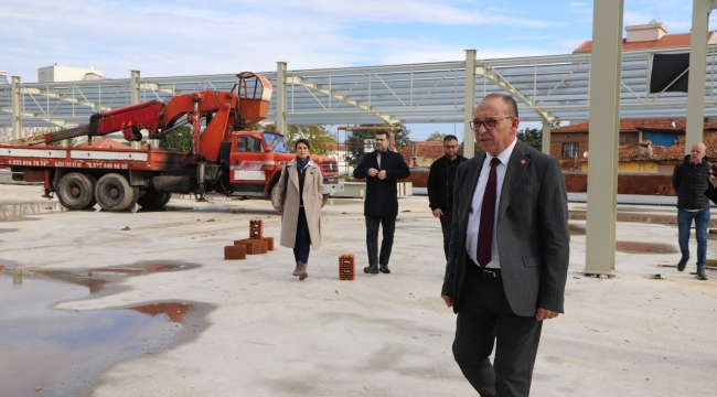Başkan Akın"cuma pazarı, Turgutlu'muza hayırlı olsun"