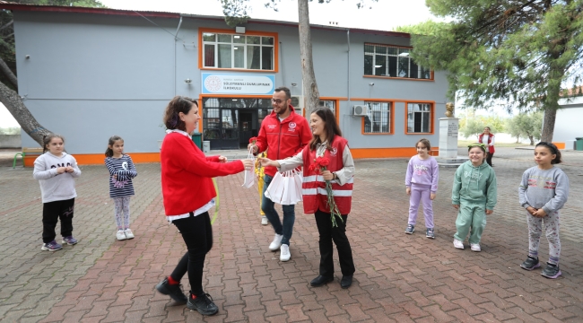 Belediye öğretmenleri unutmadı