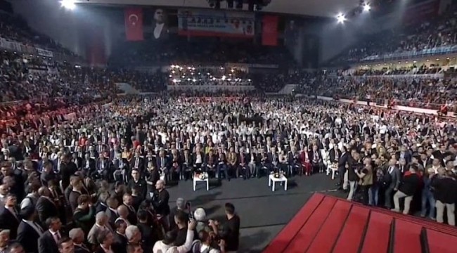 CHP 8.genel başkanı Özel oldu,Kılıçdaroğlu veda etti