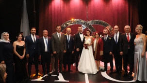 CHP'lileri buluşturan nikah töreni