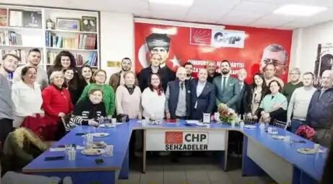 CHP Şehzadeler ilçe başkanı Gurtunca istifa etti
