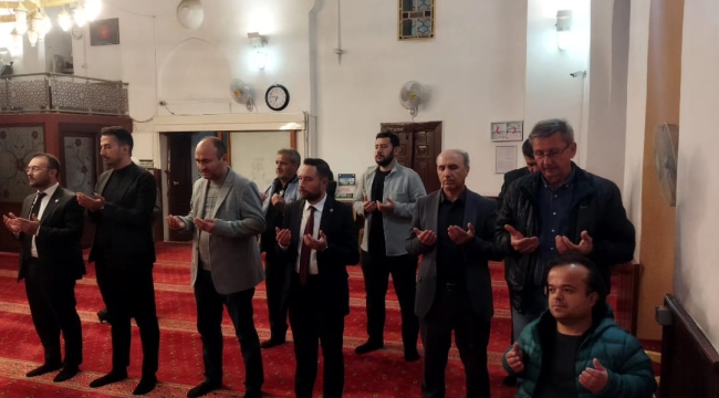 İyi parti ATATÜRK için mevlid okuttu