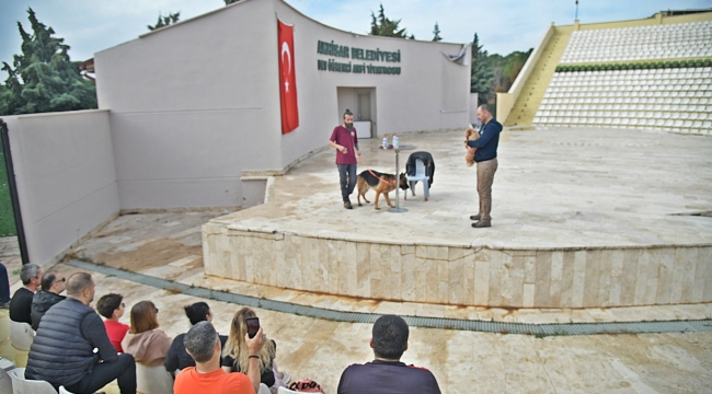 Köpekli afet eğitimi