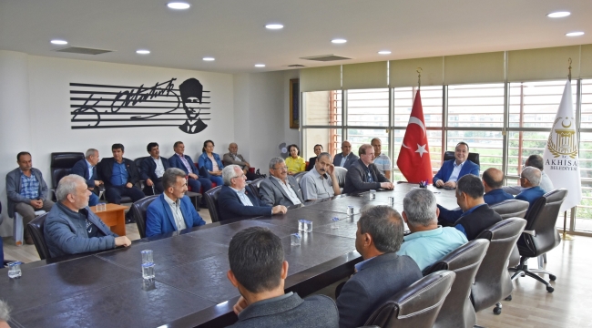 Muhtarlardan başkan Dutlulu'ya teşekkür ziyareti