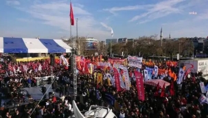 Aleviler Kadıköy'den haykırdı'karanlığa teslim olmayacağız'