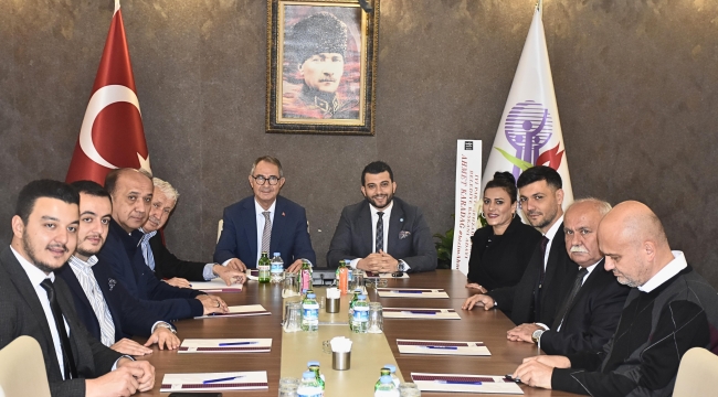 Başkan adayı Karadağ'dan esnafa nefes aldıracak vaadler