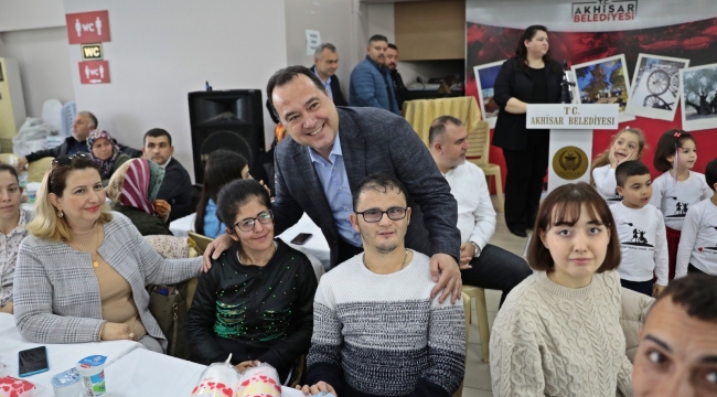 Başkan Dutlulu engelliler günün kutladı