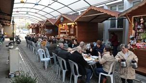 Başkan Dutlulu kadın esnaflarla kahvaltıda buluştu