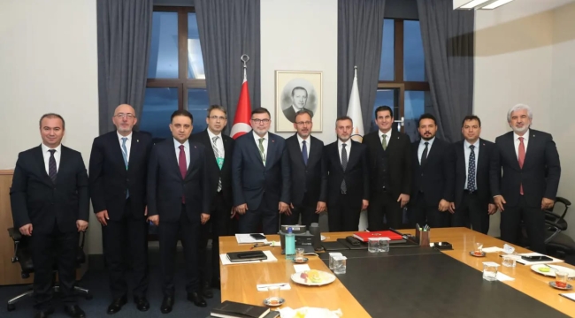 Başkan Hızlı ege bölgesi il başkanları toplantısına katıldı