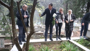 Başkan Zeyrek babasının hayır duasını aldı