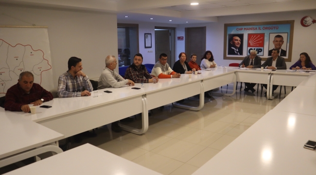 CHP il yönetimi gençlik buluşması ve Alaşehir'deki yerli malı haftasına hazırlanıyor