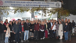 CHP'liler balkan göçmenleri derneğini ziyaret etti