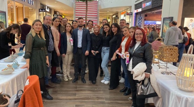 CHP'liler engelliler sergisini gezdi