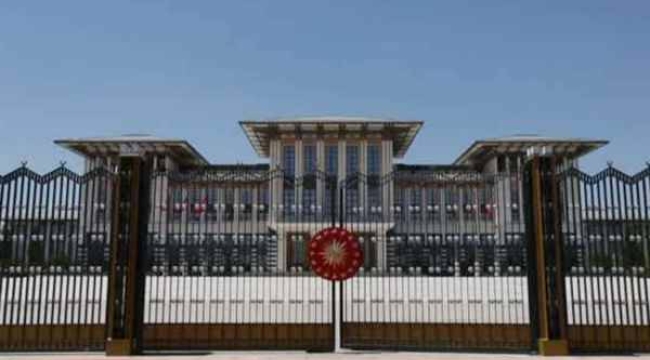 "Cumhurbaşkanlığı sarayı günde 33 milyon 600 bin lira harcayacak" 