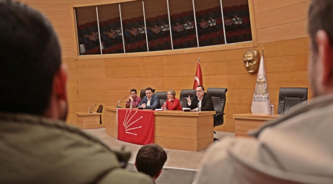 Gençlerin gözünden yerel yönetim toplantısı yapıldı