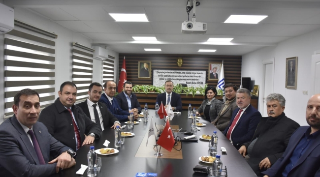 Karadağ MOSB başkanı Kıvırcık'ı ziyaret etti