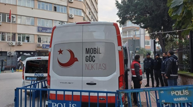 Manisa'da mobil göç noktası oluşturuldu 