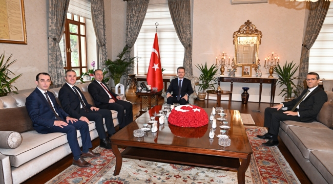 Sayıştay denetcileri vali Ünlü'yü ziyaret etti