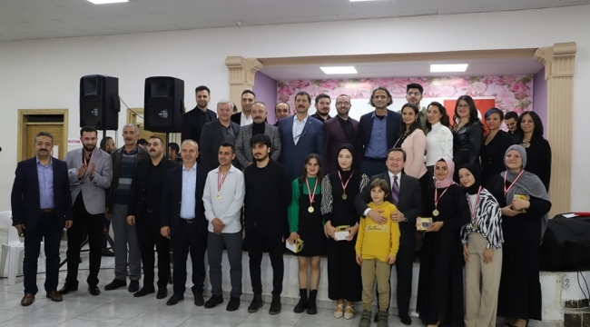 Türk halk müziği 7. amatör ses yarışmasını Acar kazandı