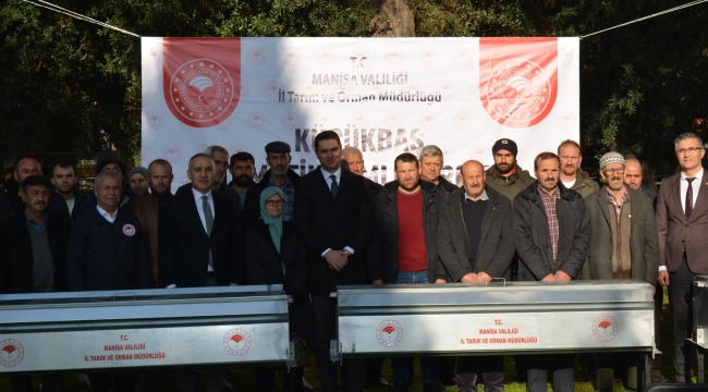 Üreticilere otomatik yemlik dağıtımı yapıldı