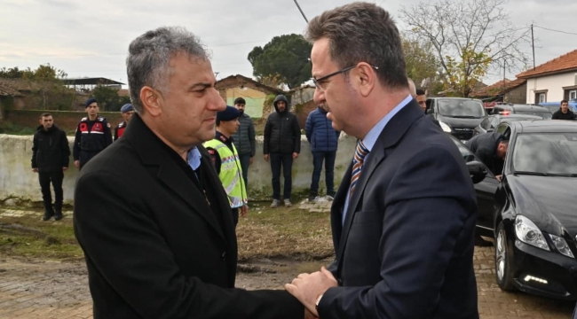 Vali Ünlü müdür Aktaş'ı acılı gününde yanlız bırakmadı