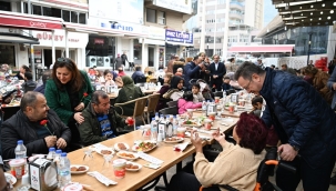  Vali Ünlü ve eşi Sema Ünlü engellilerle buluştu