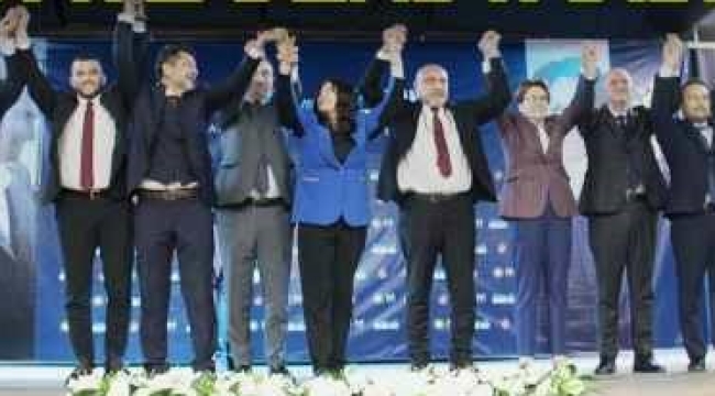 Akşener partisinin başkan adaylarını tanıttı