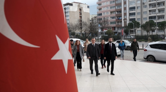 Balaban Yunusemre 'de çalmadık kapı bırakmadı