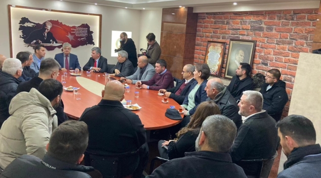 Başkan adayı Okur,''esnafın yanında olan bir belediye yönetimi inşa edeceğiz''