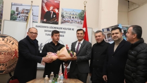 Başkan adayı Zeyrek'ten Akın'a destek