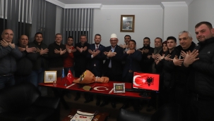 Başkan Akın Turgutlu arnavut kültür derneğinde